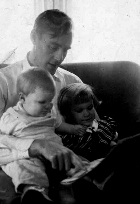 frank rudie with his two daughters chris rudie and cynthia rudie.