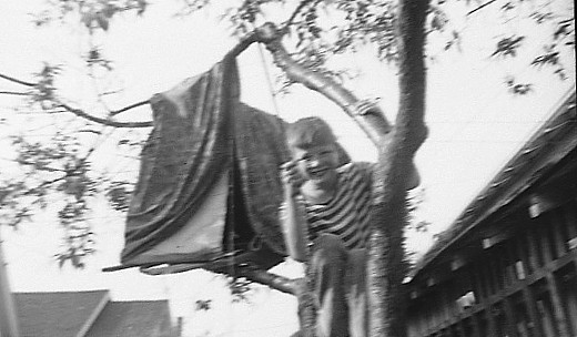 frank vautier in tree house 1947