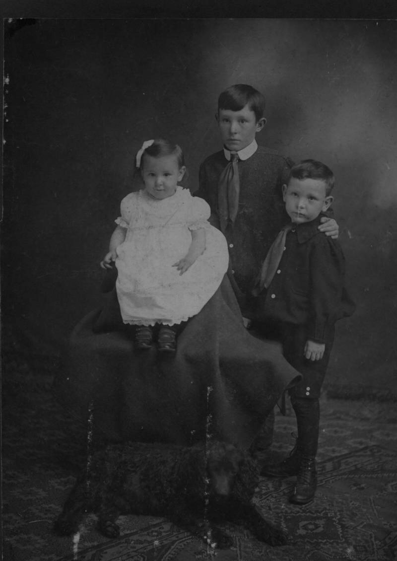 O'Rouark kids (c.1906) Allegra O'Rouark, Gerald O'Rouark, and Douglass.O'Rouark